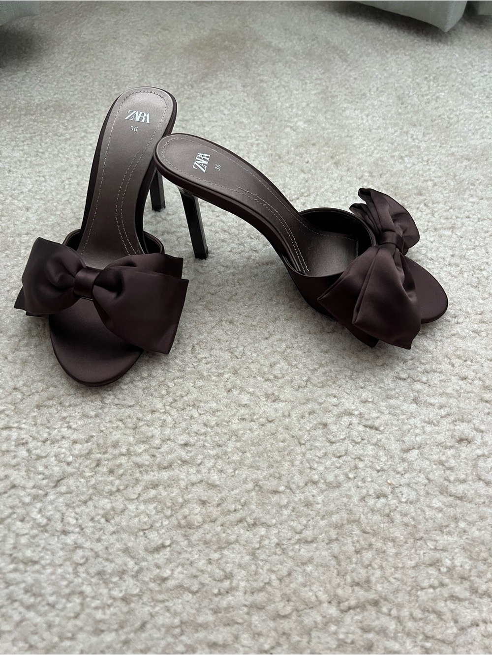 ZARA Dark Brown Bow-Accent Open-Toe Mule Heels - Picture 2 of 2
